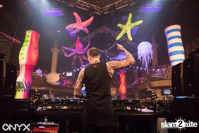 Cruise Club Party Halloween w/ Blasterjaxx at ONYX — photo 100