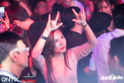 Cruise Club Party Halloween w/ Blasterjaxx at ONYX — photo 105