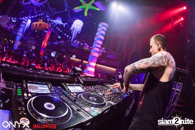 Cruise Club Party Halloween w/ Blasterjaxx at ONYX — photo 147