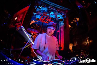 BLING IT กับ Bangkok Invaders ที่ ซิง ซิง เธียเตอร์ — photo 3