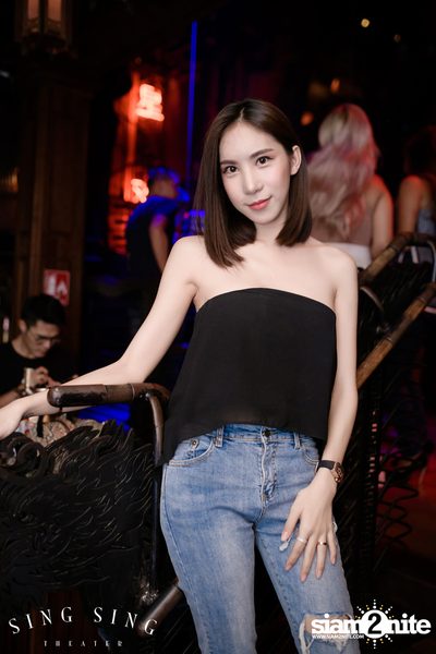 BLING IT กับ Bangkok Invaders ที่ ซิง ซิง เธียเตอร์ — photo 22