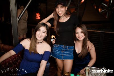 BLING IT กับ Bangkok Invaders ที่ ซิง ซิง เธียเตอร์ — photo 26