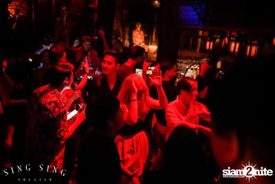BLING IT กับ Bangkok Invaders ที่ ซิง ซิง เธียเตอร์ — photo 36