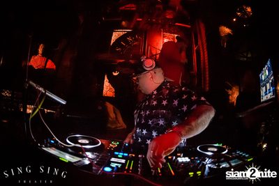 BLING IT กับ Bangkok Invaders ที่ ซิง ซิง เธียเตอร์ — photo 48