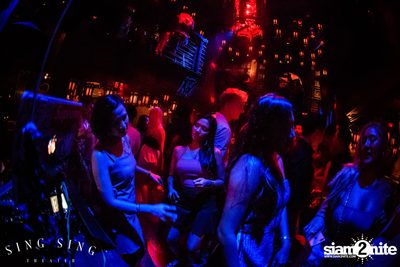 BLING IT กับ Bangkok Invaders ที่ ซิง ซิง เธียเตอร์ — photo 52