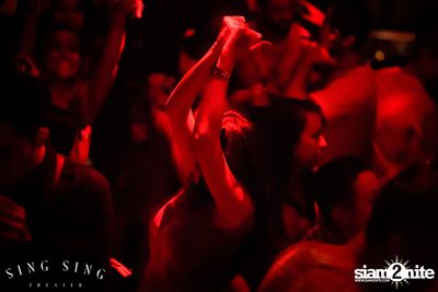 BLING IT กับ Bangkok Invaders ที่ ซิง ซิง เธียเตอร์ — photo 91