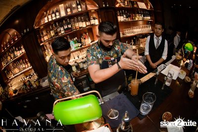 Rum Revolution: 28 HongKong Street ที่ ฮาวาน่า โซเชียล — photo 36