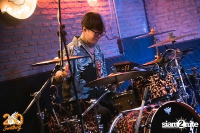 The Mousses x Dose at 20Something Bar — photo 7