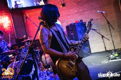 The Mousses x Dose at 20Something Bar — photo 9