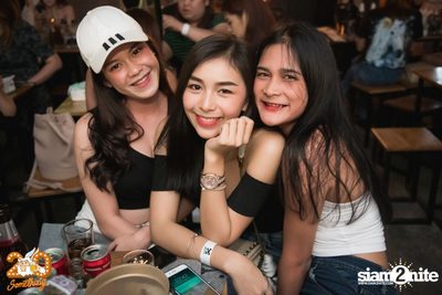 The Mousses x Dose at 20Something Bar — photo 12