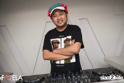 Friday Night at Favela Thonglor — photo 3