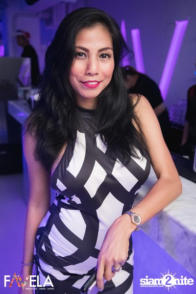 Friday Night at Favela Thonglor — photo 17