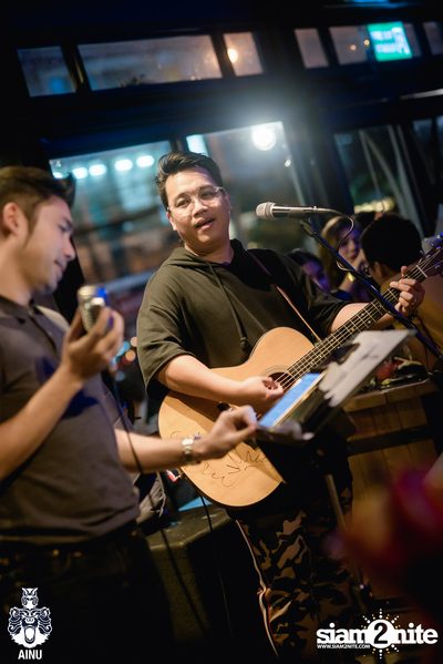 Friday Night at Ainu Bar — photo 14