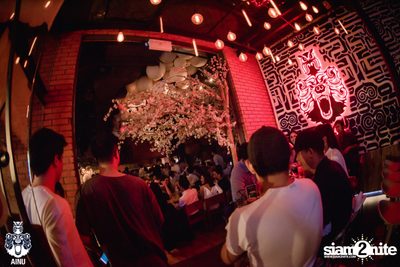 Friday Night at Ainu Bar — photo 52