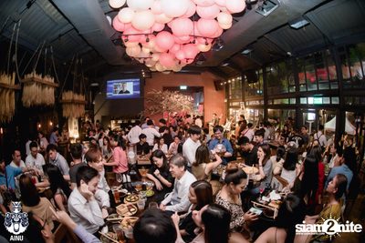 Friday Night at Ainu Bar — photo 58