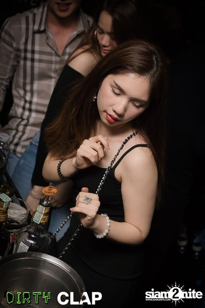 Dirty Bar presents Y2K Party | Demo Thonglor — photo 78