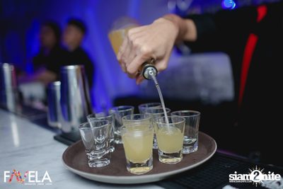 Saturday Night at Favela Thonglor — photo 11