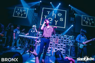 1st Anniversary w/ The Toys ที่ บรองซ์ — photo 87