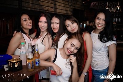 BLING IT กับ Bangkok Invaders ที่ ซิง ซิง เธียเตอร์ — photo 22