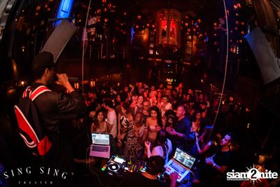 BLING IT กับ Bangkok Invaders ที่ ซิง ซิง เธียเตอร์ — photo 59
