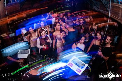 BLING IT กับ Bangkok Invaders ที่ ซิง ซิง เธียเตอร์ — photo 61