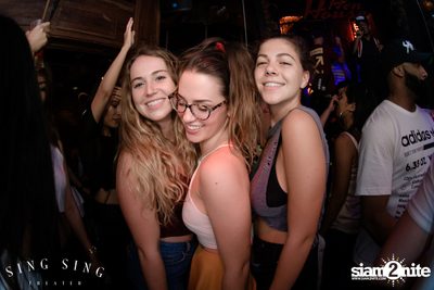 BLING IT กับ Bangkok Invaders ที่ ซิง ซิง เธียเตอร์ — photo 73
