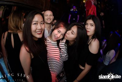 BLING IT กับ Bangkok Invaders ที่ ซิง ซิง เธียเตอร์ — photo 76