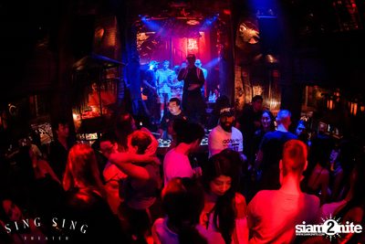 BLING IT กับ Bangkok Invaders ที่ ซิง ซิง เธียเตอร์ — photo 79