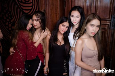 BLING IT กับ Bangkok Invaders ที่ ซิง ซิง เธียเตอร์ — photo 102