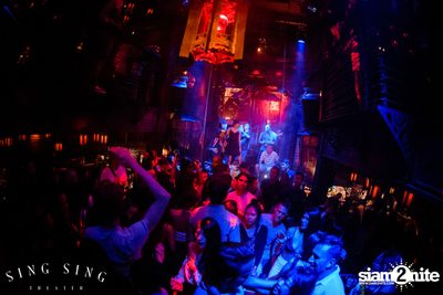 BLING IT กับ Bangkok Invaders ที่ ซิง ซิง เธียเตอร์ — photo 111