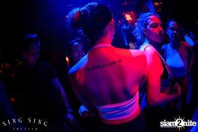 BLING IT กับ Bangkok Invaders ที่ ซิง ซิง เธียเตอร์ — photo 114