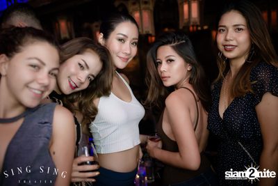 BLING IT กับ Bangkok Invaders ที่ ซิง ซิง เธียเตอร์ — photo 116