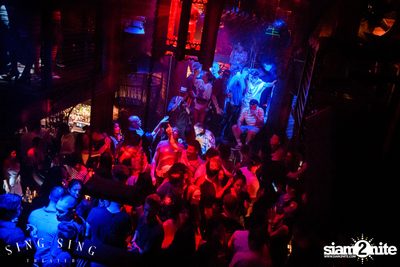 BLING IT กับ Bangkok Invaders ที่ ซิง ซิง เธียเตอร์ — photo 138