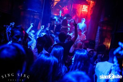 BLING IT กับ Bangkok Invaders ที่ ซิง ซิง เธียเตอร์ — photo 140