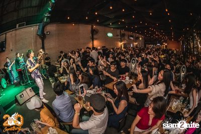20somethingbar Presents Lipta Live — photo 100
