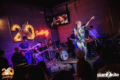 20somethingbar Presents Lipta Live — photo 103