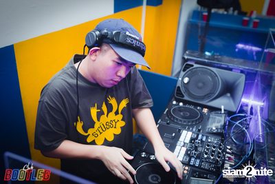Club Bootleg x Grindin presents Soulection Week — photo 103