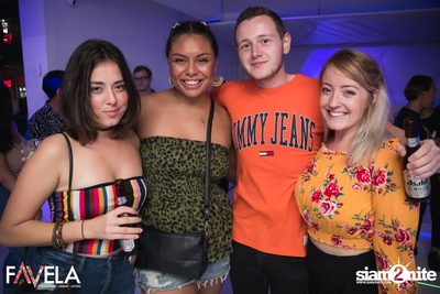 Friday Night at Favela Thonglor — photo 28