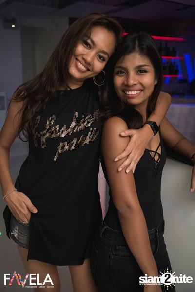 Friday Night at Favela Thonglor — photo 76