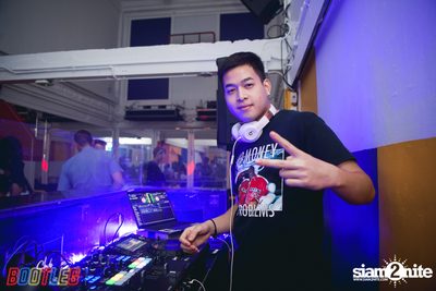 Club Bootleg pres. DJ Shioriybradshaw — photo 13