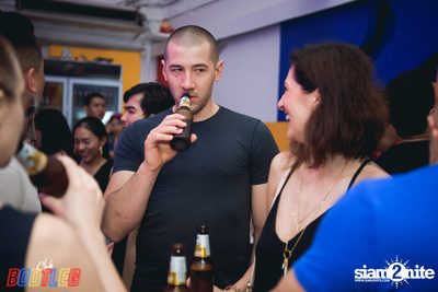 Club Bootleg pres. DJ Shioriybradshaw — photo 18