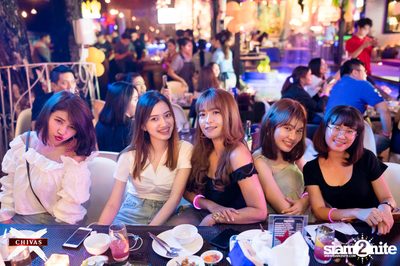 15th Anniversary w/ Lula x Paradox at Maldives Bar Mengjai — photo 60