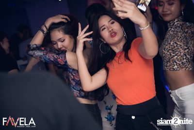 Saturday Night at Favela Thonglor — photo 35