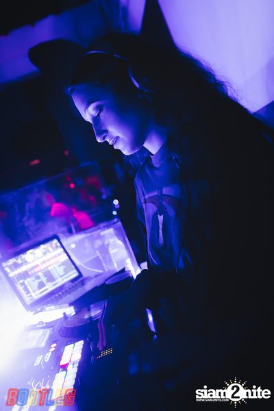 Club Bootleg x Grindin presents Soulection Week — photo 47