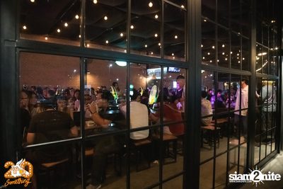 Mocca Garden x T-Bone at 20Something Bar — photo 1