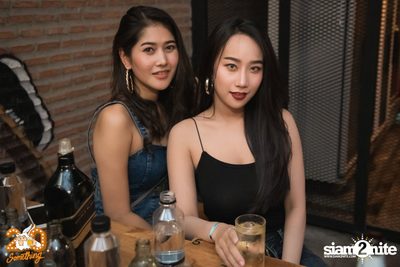 Mocca Garden x T-Bone at 20Something Bar — photo 10