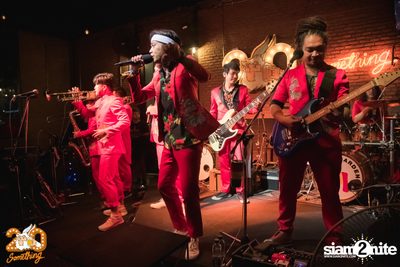 Mocca Garden x T-Bone at 20Something Bar — photo 19