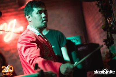 Mocca Garden x T-Bone at 20Something Bar — photo 24
