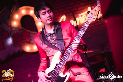 Mocca Garden x T-Bone at 20Something Bar — photo 32