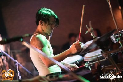 Mocca Garden x T-Bone at 20Something Bar — photo 97